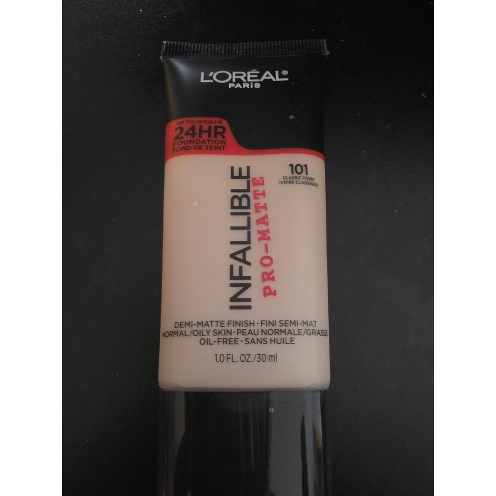 L’Oreal Infallible 24HR Pro‑Matte Foundation 101 Classic Ivory 1.0 oz NEW